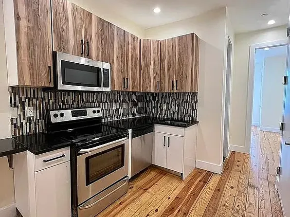 570 Evergreen Avenue image 1 of 11