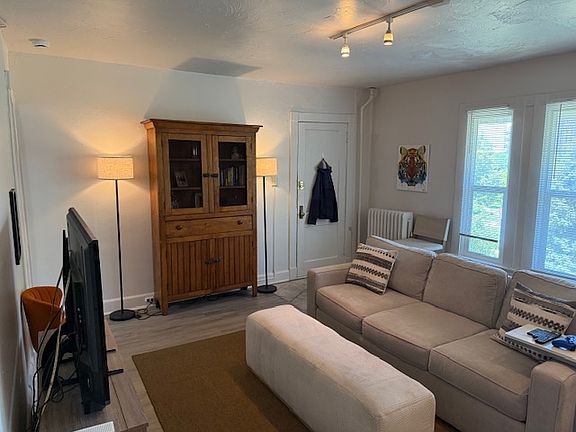 3rd image of 1566 N Lafayette St #16