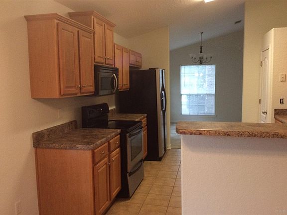 3rd image of 2316 Caddy Shack Ln