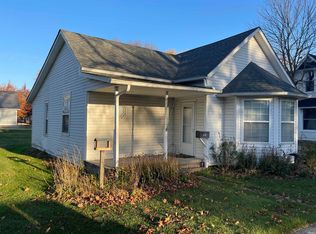 515 S Market St, Winamac, IN