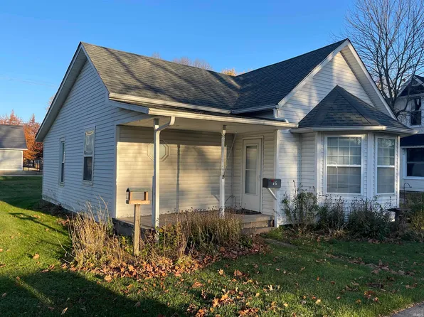 515 S Market St, Winamac, IN 46996
