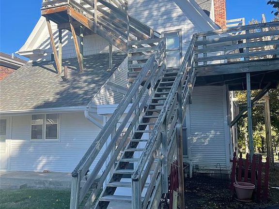 2nd image of 1618 S 32nd Ave #4