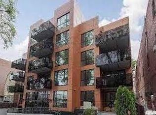 4312 214th Pl APT 4C, Bayside, NY 11361