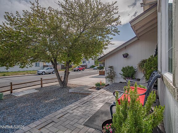 4th image of 4076 Sweetwater Dr