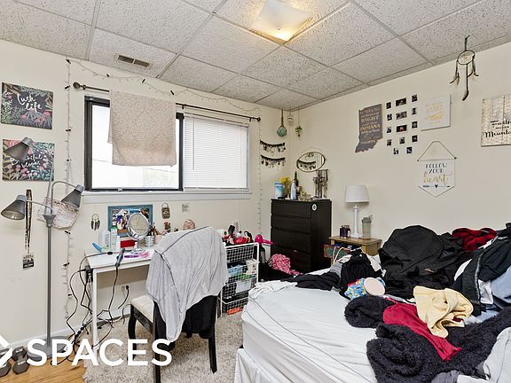 3rd image of 1224 W Oakdale Ave #Unt2fr