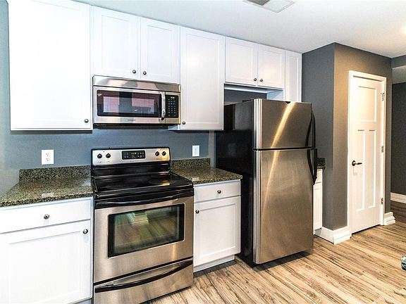 5th image of 314 N Broadway Ave #707