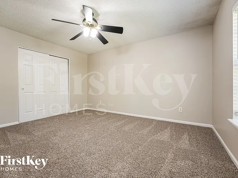 7983 Long Shadow Ln — Photo 13