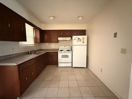 71 W Warwick Ave #2 Photo 1