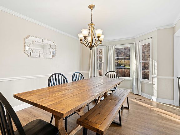4th image of 139 Bayberry Ln