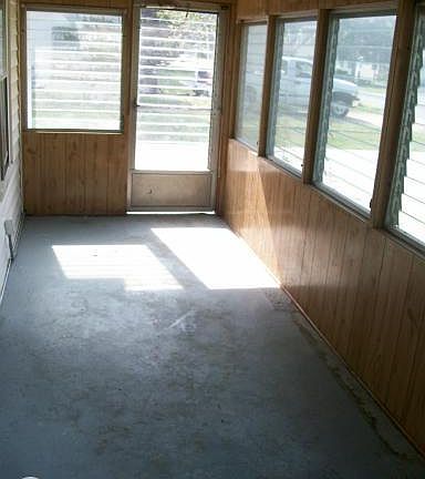 5th image of 115 Hillcrest Dr