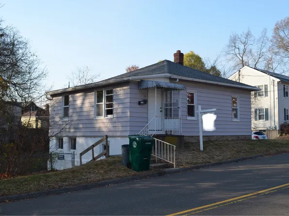 76 Reeds Lane, Stratford, CT 06614