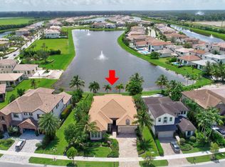 8324 Grand Prix Ln, Boynton Beach, FL 33472