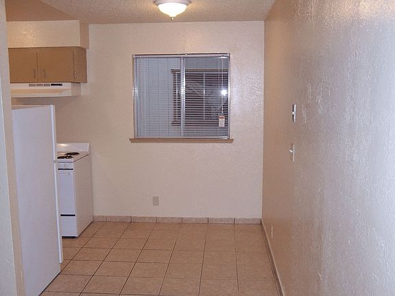 Dining Area / Kitchen