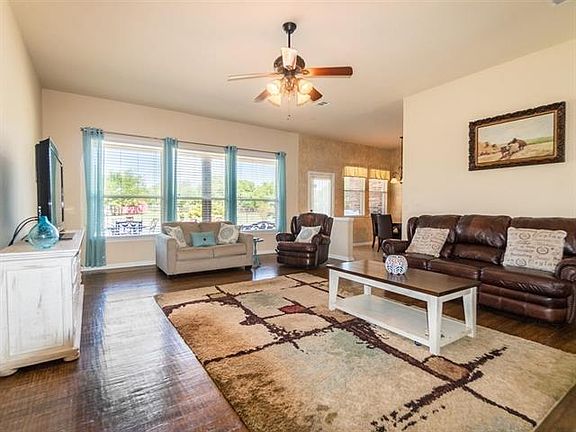 4th image of 4800 Snowshill Ct