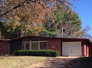 170 Taney Dr, Florissant, MO 63033