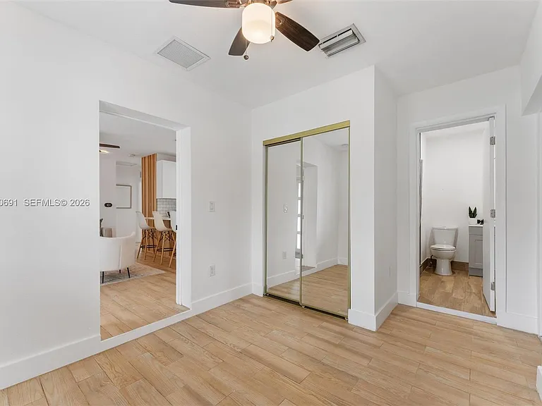 6161 NE 7th Ave — Photo 18