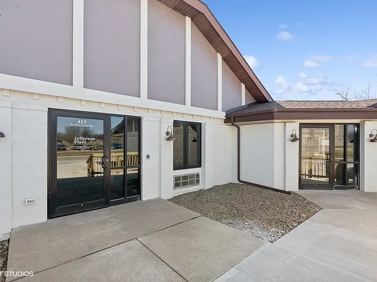 413 Jefferson St — Photo 15