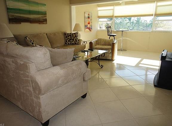 4th image of 6220 Augusta Dr APT 314