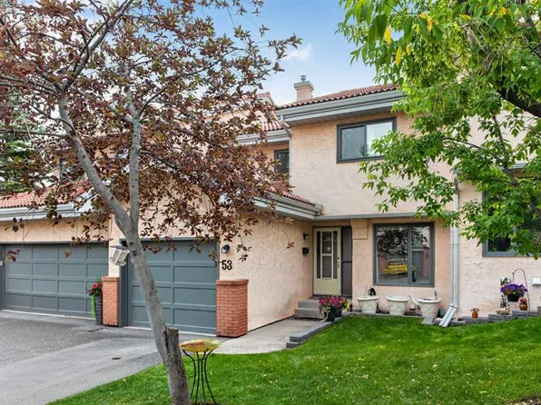 5810 N Patina Dr SW #53, Calgary, AB T3H 2Y6