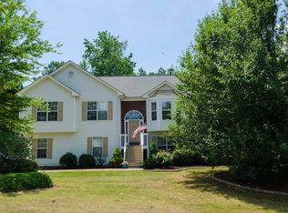 6240 Saturn Dr, Flowery Branch, GA 30542