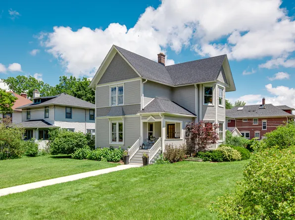 603 N Wheaton Ave, Wheaton, IL 60187