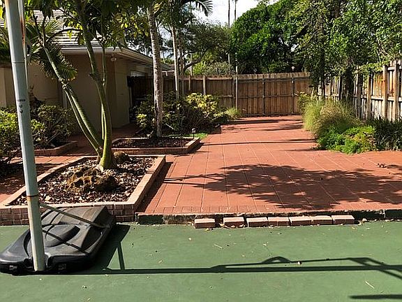4th image of 7400 SW 145th Ter