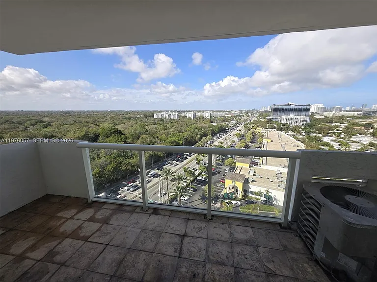 13499 Biscayne Blvd #1505 — Photo 18