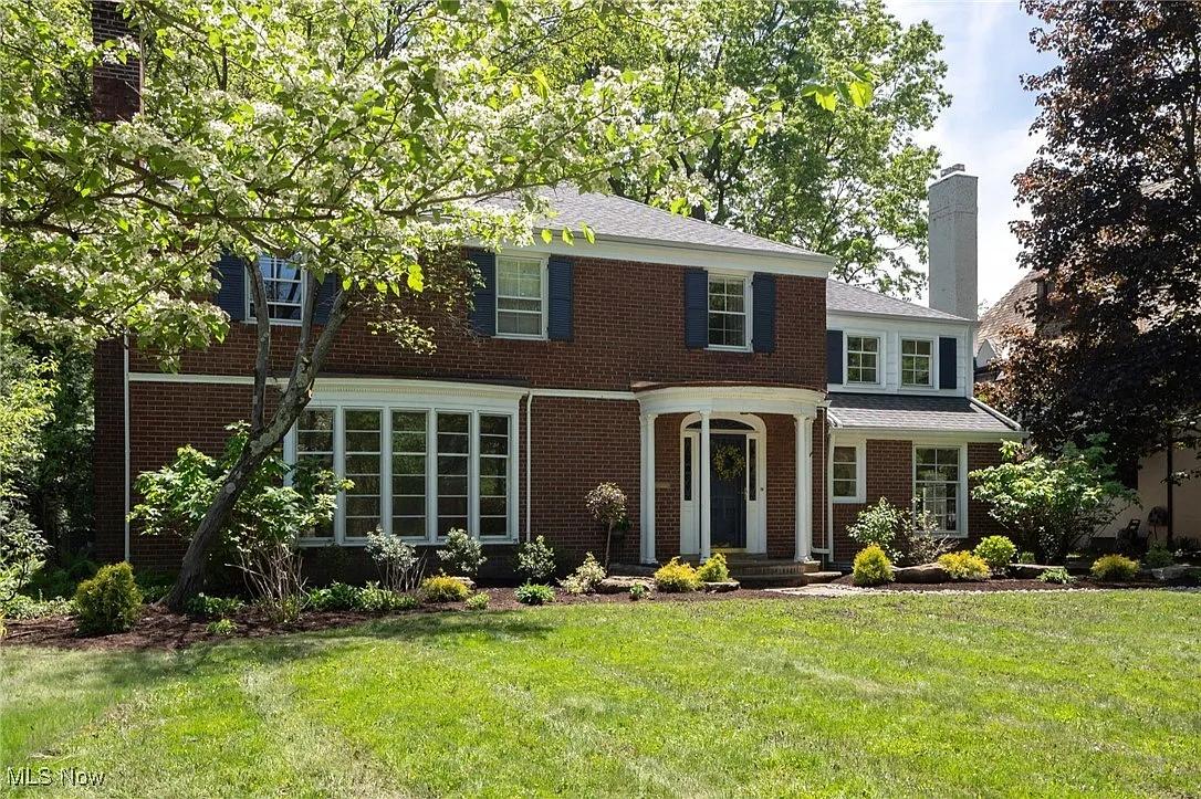 2855 Manchester Rd photo 1