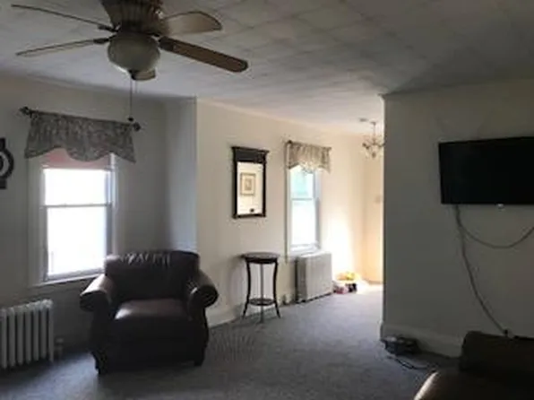 514 Hartford Ave #1, Wethersfield, CT 06109