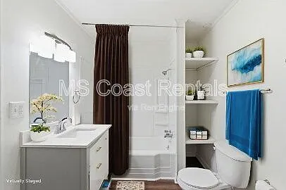 20 Martha Ave — Photo 20