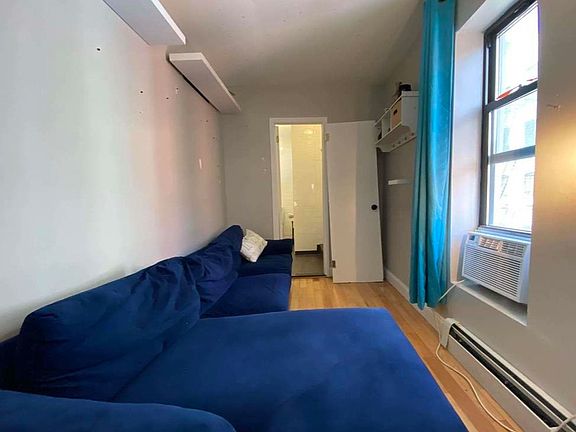 4th image of 109 Madison St #14A