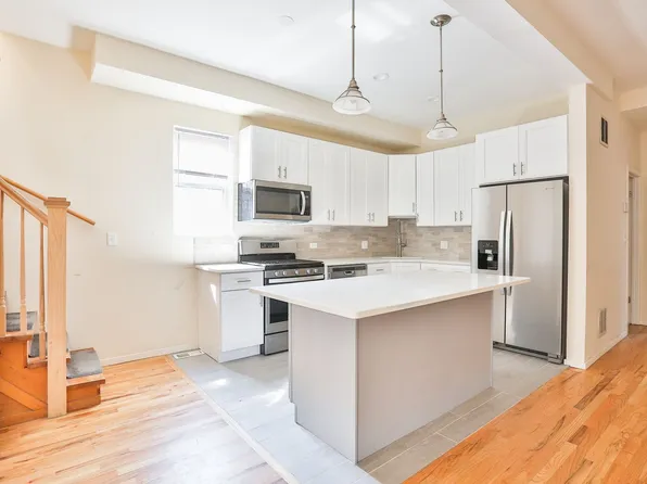 1918 W Crystal St #Ch, Chicago, IL 60622