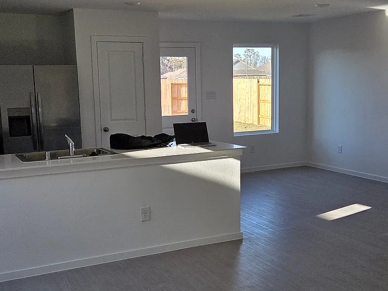 1534 Wisteria Peaks Ct — Photo 2