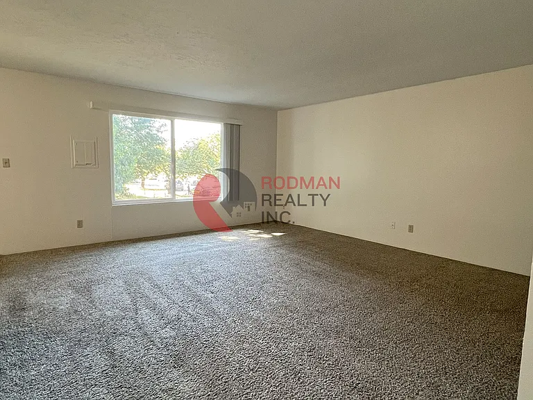 838 9th Ave #AVENUE;-848 — Photo 13