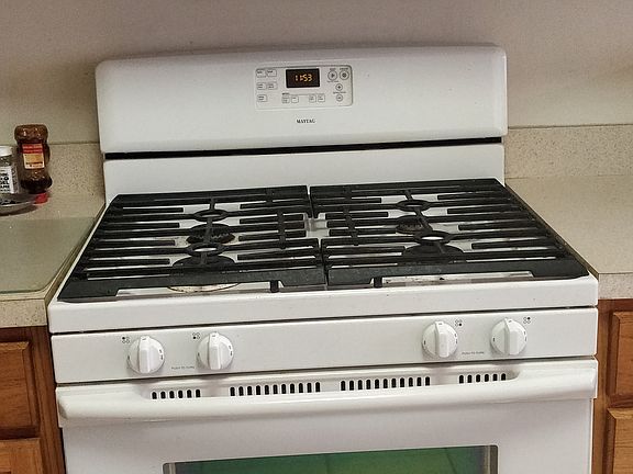 Stove with Newer Built-In Microwave Ownen