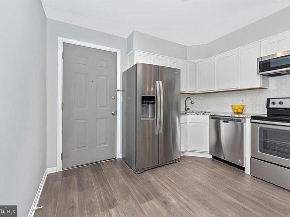 Main Entrance/Kitchen