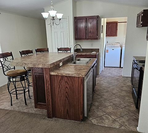 2nd image of 103 E Eckhart Ave