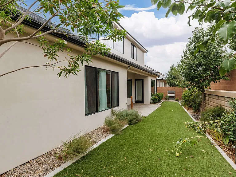 334 S Water Course Dr — Photo 42