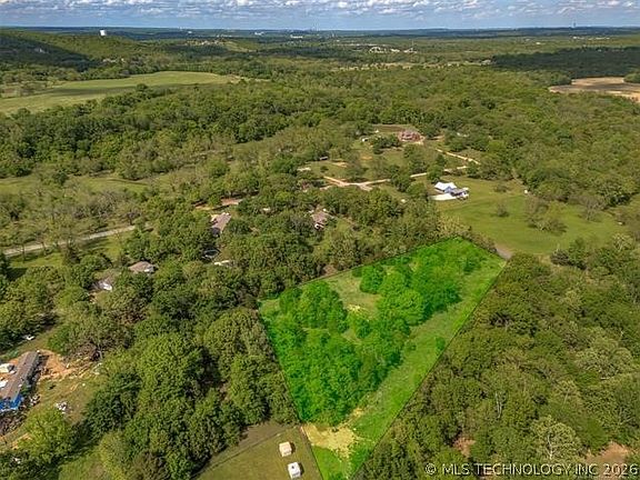 4th image of 15318 Lone Star Rd