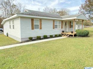 204 Cut Off Rd, Somerville, AL 35670