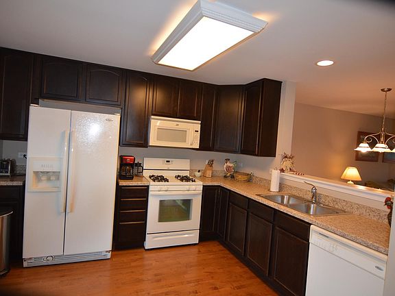2nd image of 512 Richard Brown Blvd