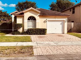 14673 SW 155th Pl, Miami, FL 33196