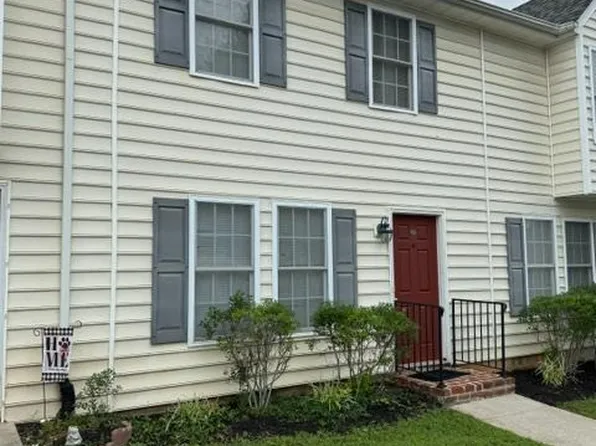 716 Leesville Rd APT 807, Lynchburg, VA 24502