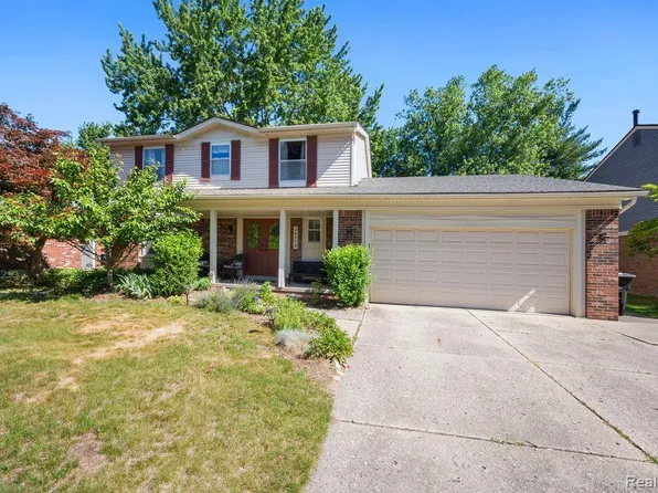 34230 Fonville Ct, Livonia, MI 48152