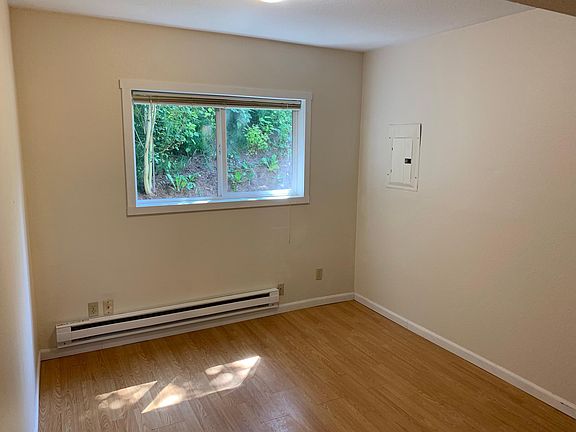 4th image of 2303 NE 89th St #A