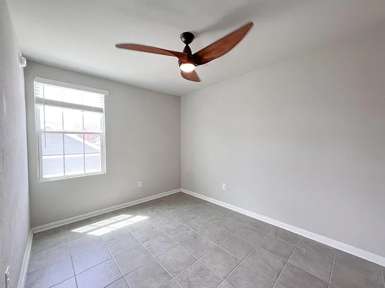 1616 Arbor Knot Dr #B — Photo 9