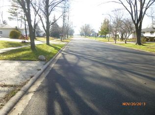 712 Southgate Rd, New Lenox, IL 60451