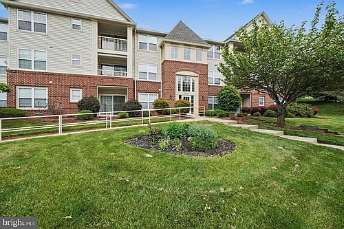 300 Tall Pines Ct #G-7 Photo 1