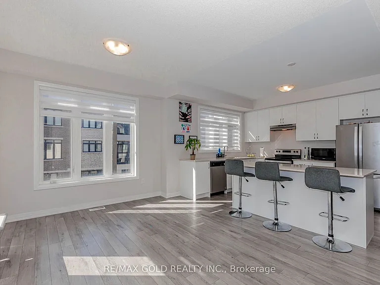 585 Colborne St #1007 — Photo 27