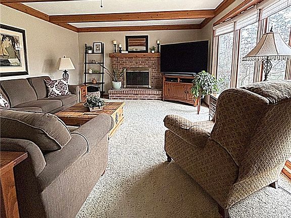 5th image of 2916 Laurel Woods Blvd